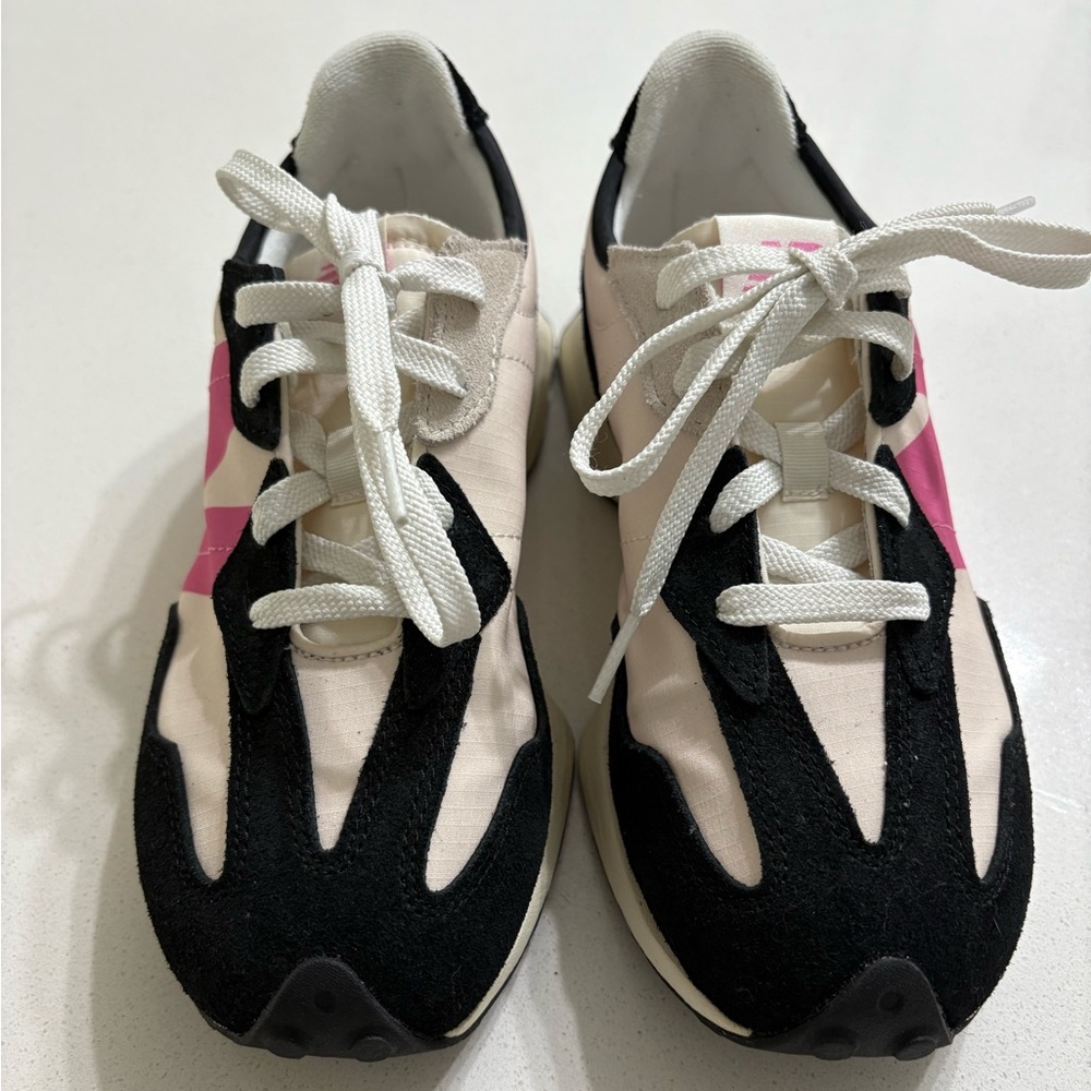 New Balance 327 size 4.5 youth